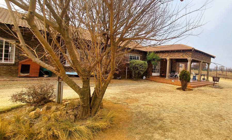 3 Bedroom Property for Sale in Vaaldam SH Free State